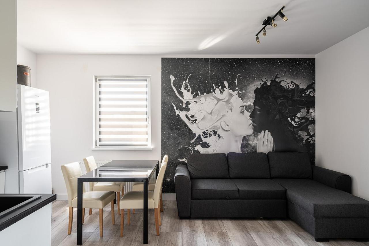 Rentplanet - Apartamenty Na Grobli Wrocław Exteriör bild