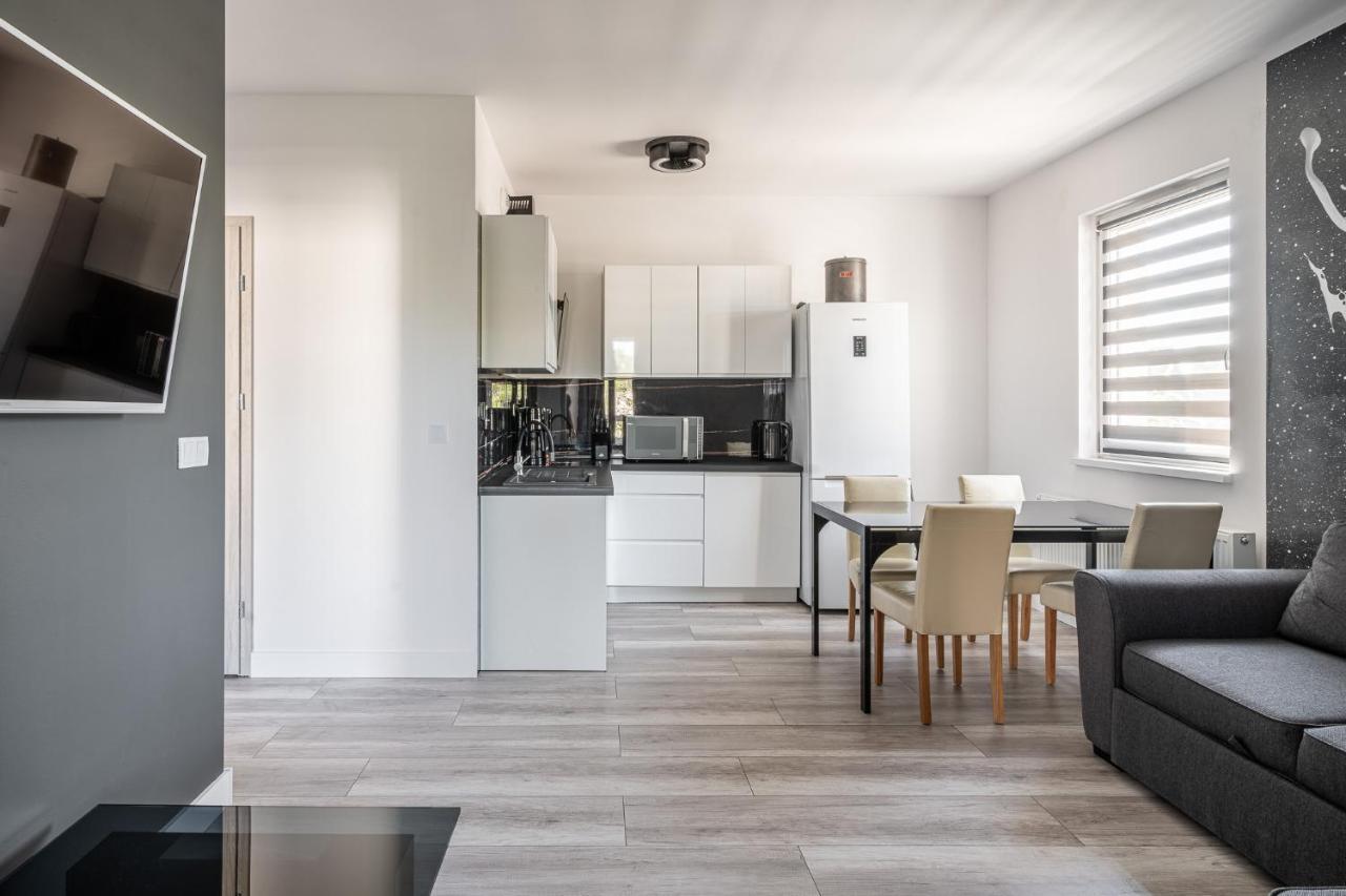 Rentplanet - Apartamenty Na Grobli Wrocław Exteriör bild