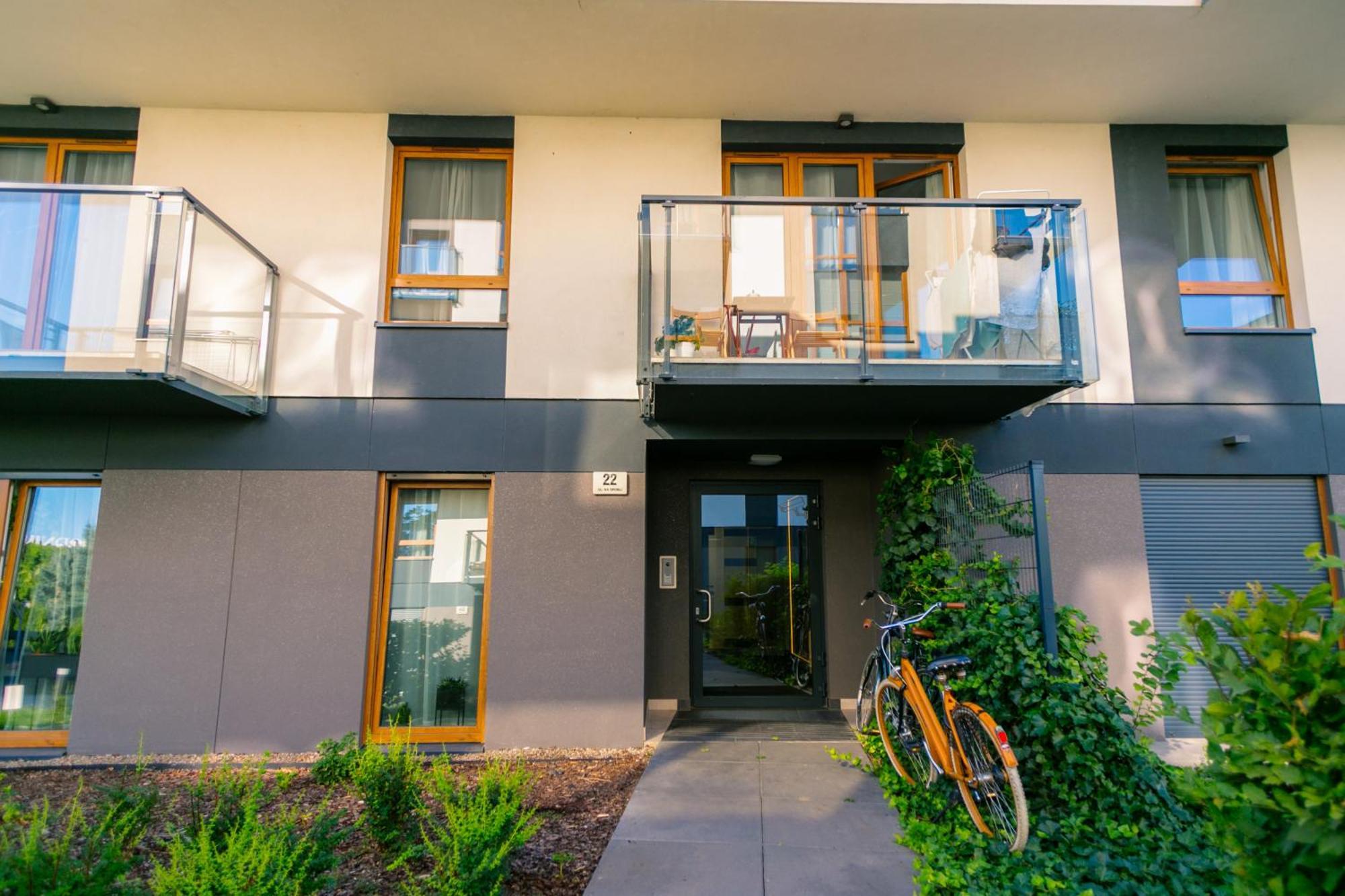 Rentplanet - Apartamenty Na Grobli Wrocław Exteriör bild